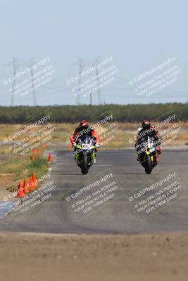 media/Aug-13-2023-CRA (Sun) [[1cfc37a6fb]]/Race 6 1000 Supersport/Race/